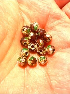 Lot of Lovely Enameled Cloisonné Beads